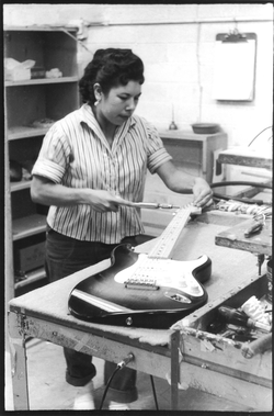 Fender 工厂